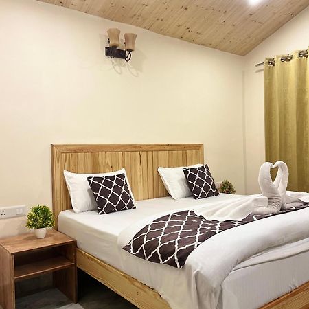 Ahava Kasol Riverside Cafe And Cottages Extérieur photo