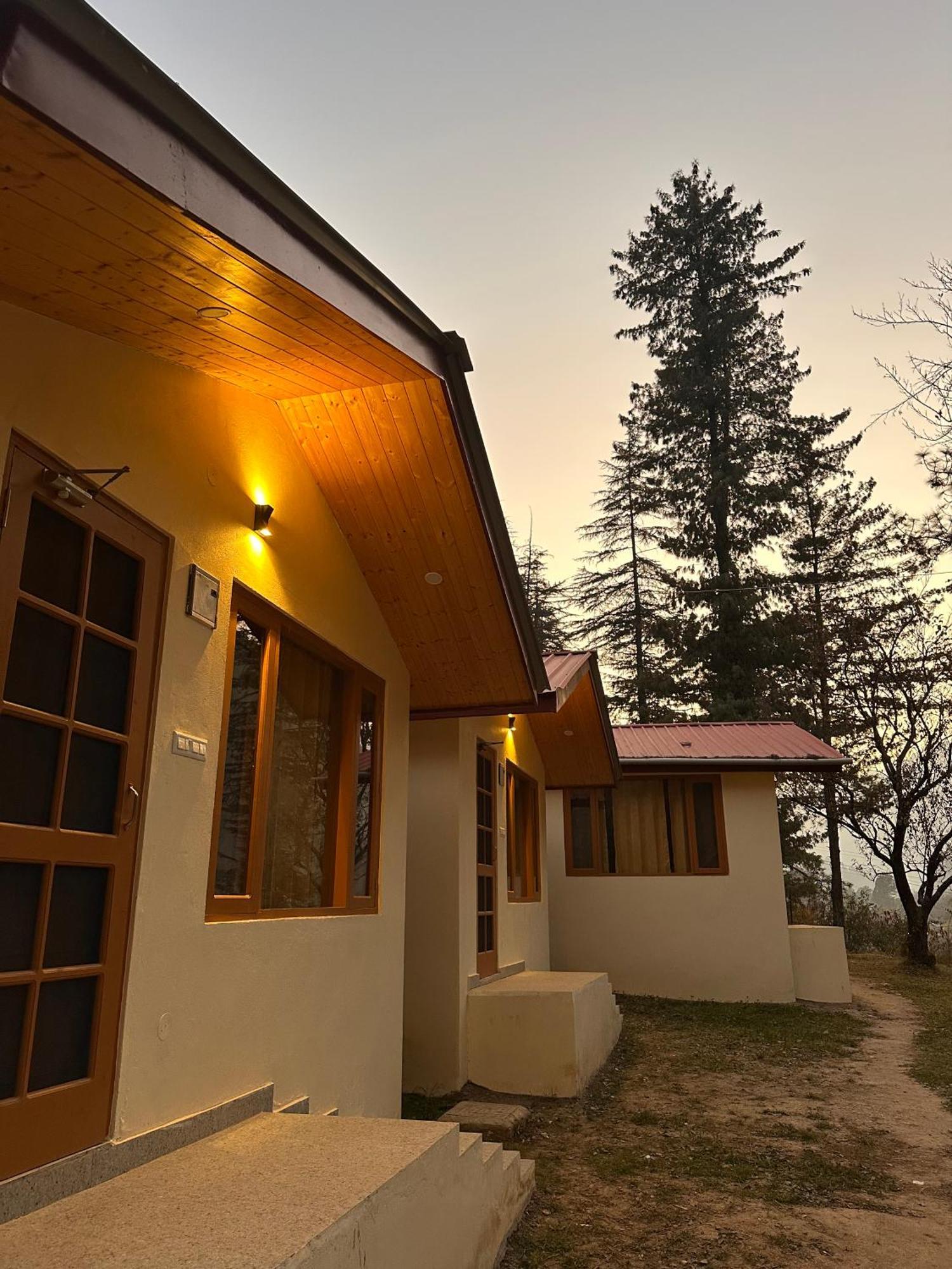 Ahava Kasol Riverside Cafe And Cottages Extérieur photo