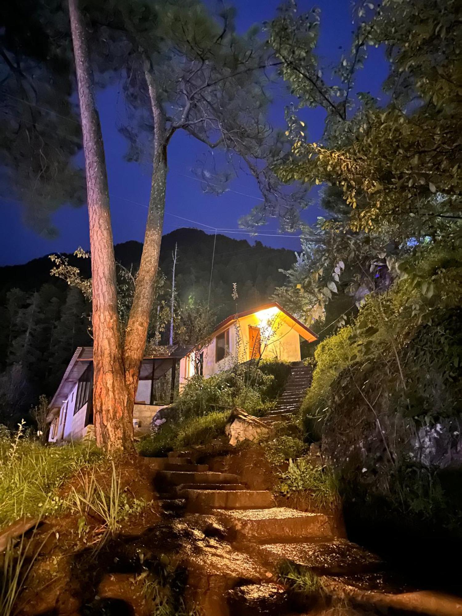 Ahava Kasol Riverside Cafe And Cottages Extérieur photo