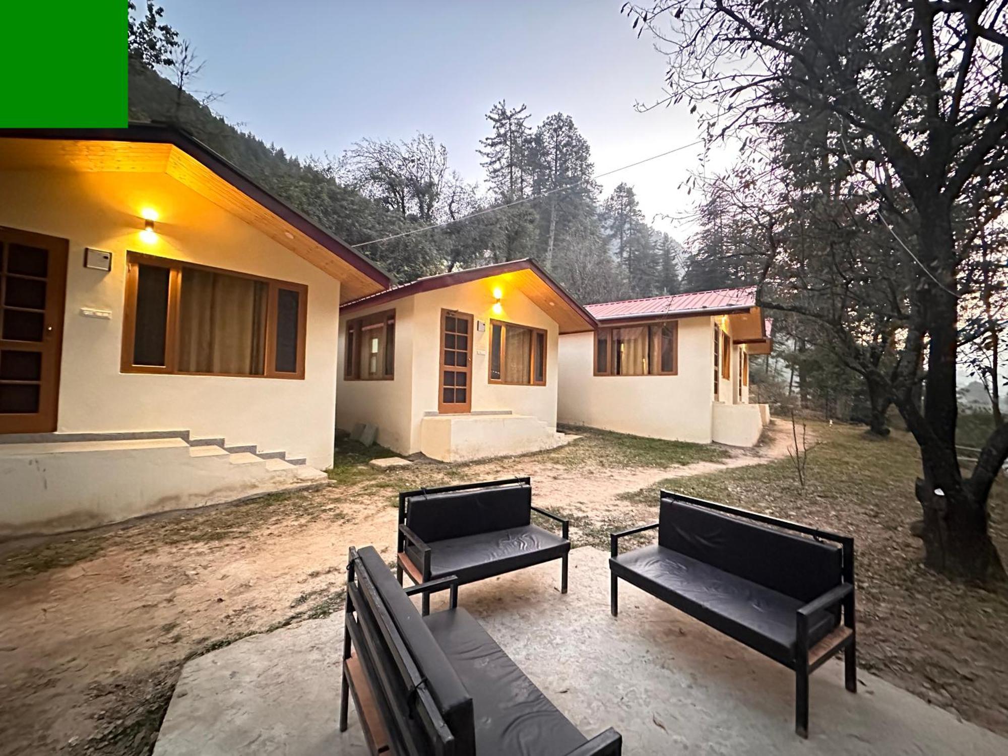 Ahava Kasol Riverside Cafe And Cottages Extérieur photo