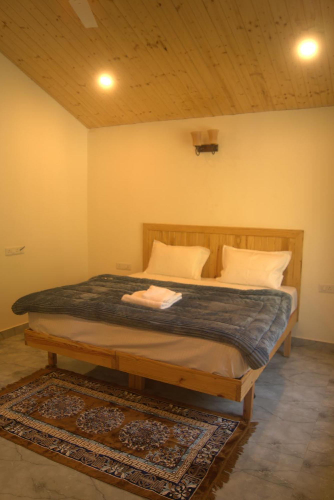 Ahava Kasol Riverside Cafe And Cottages Extérieur photo